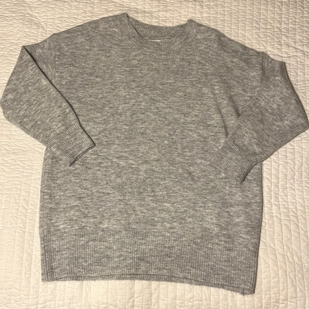 Oversized grey sweater tunic